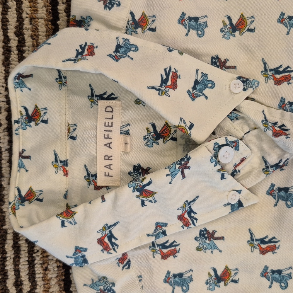 FAR AFIELD Beige Green Blue Dancers Abstract‎ Sz 1 Small Mens Short Sleeve Shirt